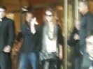 Demi Lovato Saludando en el hotel Radisson Uruguay 29_04_12 0209