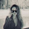 LizGillies