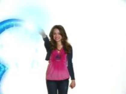 QTPGJIDMJLIRLVSYHDE - Miley Cyrus Disney Chanel intro