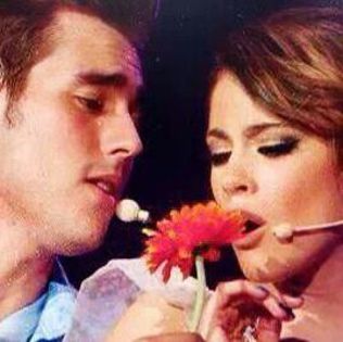  - Martina Stoessel