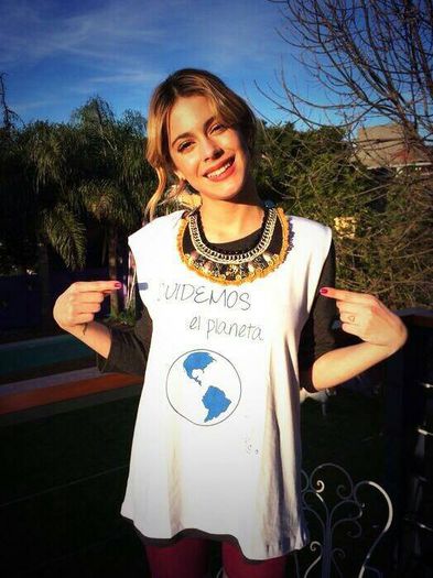  - Martina Stoessel