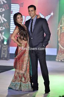 Akshay-Kumar-Asin-Thottumkal-Housefull-2-movie-at-fashion-show-in-JW-Marriott-Mumbai-2