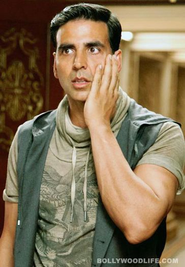 Akshay-Kumar-in-a-still-from-the-movie-Housefull-2-051012121005180343