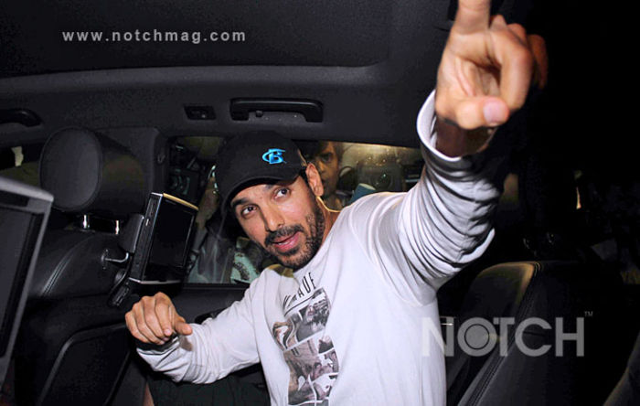 1_john-abraham_06jan2014