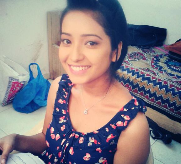 Asha Negi - 138- Actrite indiene nemachiate