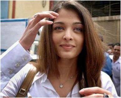 Aishwarya Rai - 138- Actrite indiene nemachiate