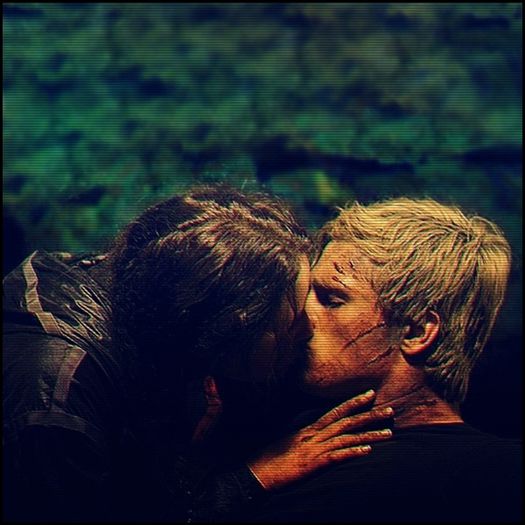 Eνєяℓαяк кιѕѕ