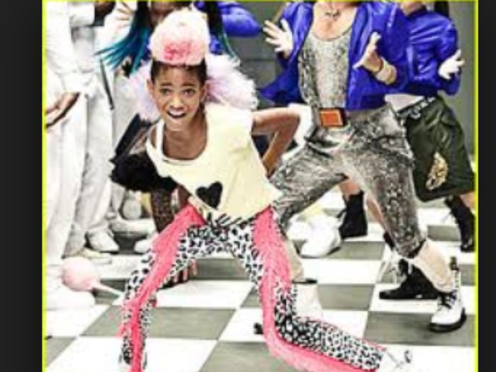 Willow smith whip my hair ghicit de roxanaghost - Ghiceste melodia