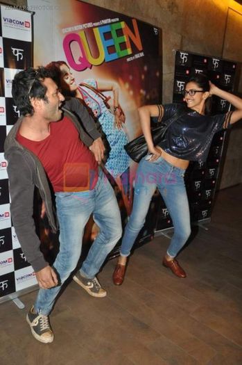 hpse_normal__4284197521_Deepika Padukone at Queen screening in Lightbox, Mumbai  on 1st March 2014 (