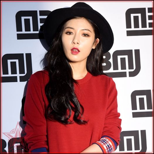 ^^| Yaa, Hoonie! :-w Nu te lua de oppa. :))