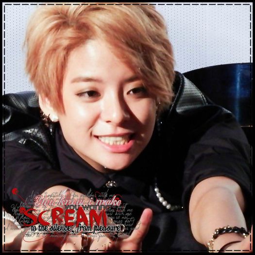 F(A)| Da` bine ma, pleaca toti cand vin eu. T^T #J;S. Eu bine..vin si eu pe acasa. :-?? #N;H;Hyu.