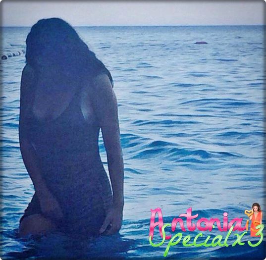 ;; 397 ¦ 30 august 2O14 - 5OO days_pics with Antonia_end