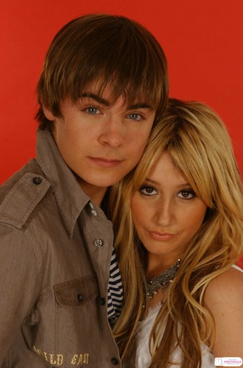 Ashley Tisdale si Zac Efron