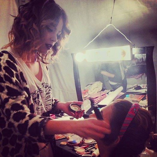 1525110_270662296415555_580027645_n