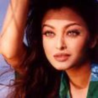 Aishwarya_Rai_1251140191_1