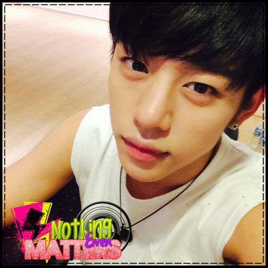 ^D^ Prin..lume.. :)) :D Mianhae. ;-; *o ciufuleste*