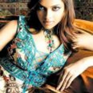 Deepika_Padukone_1254725466_0