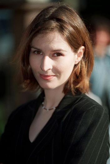 Helen Baxendale- Emily Waltham