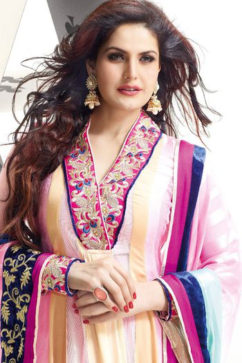 10320965_771592296196338_6498827331172289078_o - Zarine Khan
