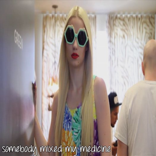 ♡ cσνєη ♡ *îl sună pe nenea și aranjează tot* gataaaaaaa :X