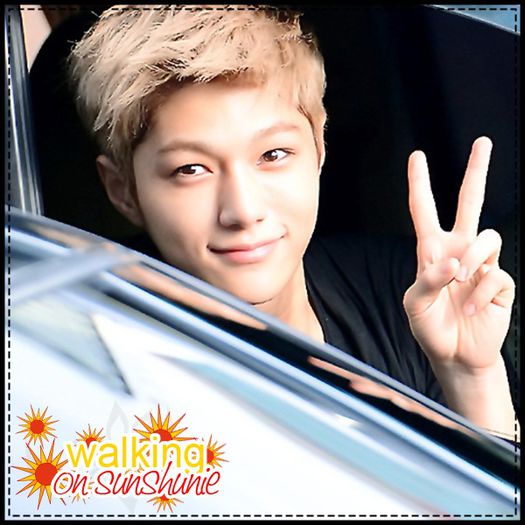 ∞ Sunt de acord cu tine. :D #Suzz. *o saruta; pleaca dupa sucuri*