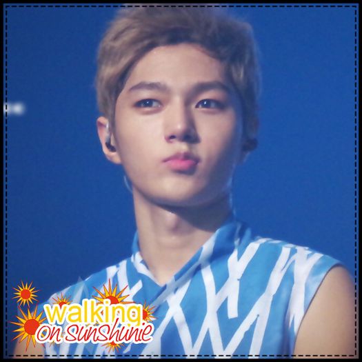 ∞ Nope..thx. :)) #Hye. *isi pune capul pe umarul lui Suz*