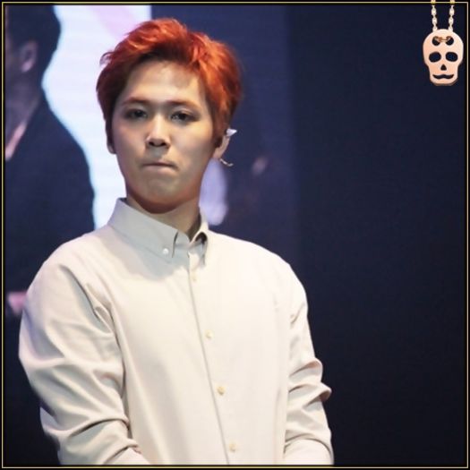 »| Da, faină muzică. Ce sunteţi aşa tăcuţi? T^T #S;D.