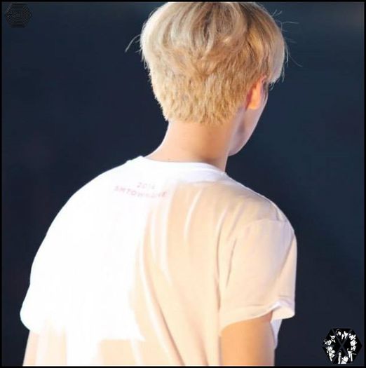 han| Eu? [se uită la ea] Nimic. :3 :)) #H.