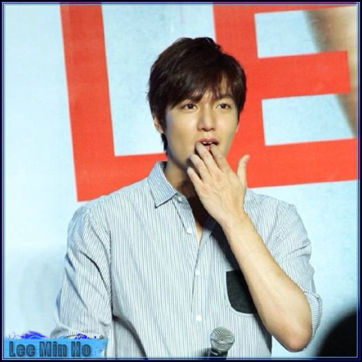 $| Esti mai ceva ca o tipa geloasa.  >_> Nu te cred proasta. ;;d;; - ix __ Episodul 072 __ xi