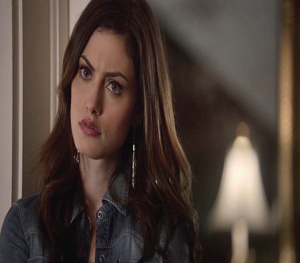 ✿ -  Dar asteptai invitatie.*se lipeste de el*