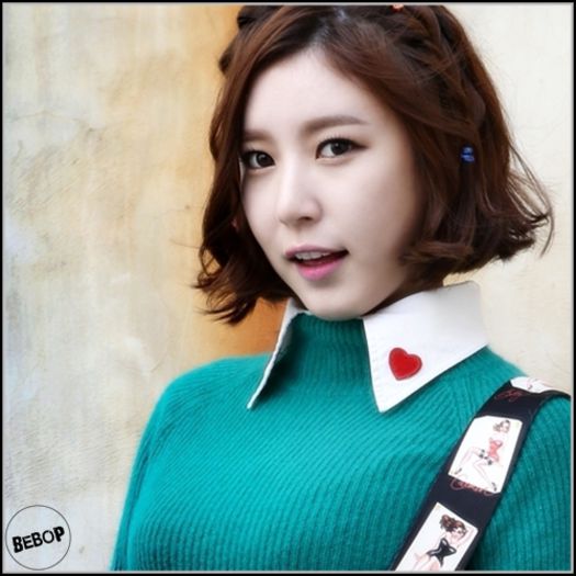 B-Jiin| No, bene. Nu vei mai scăpa de noi. :p Tu ai vrut-o. =)) #Mina. La mulţi ani! :3 #K. - ix __ Episodul 073 __ xi