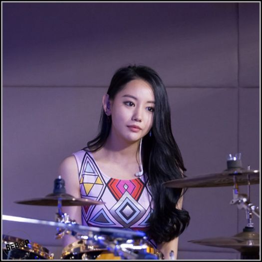 B-Yeon| Bună. :-h [bea] :)) #K. - ix __ Episodul 073 __ xi