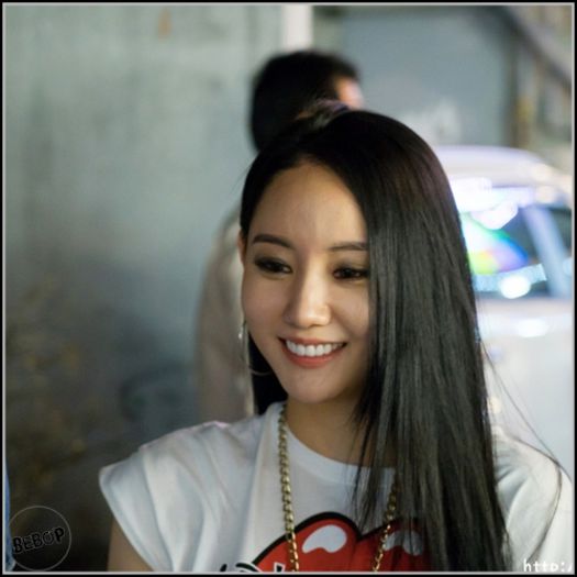 B-Yeon| Ew, abia aştept. :3