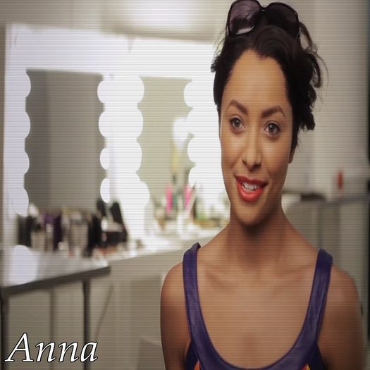 - єlєctяa нєart ♥ - Bunaaaaa. #e.&#r. *se intoarce speriata* Tyler..Ce ai tu mereu cu cl; s;;;;nii mei? =))))))
