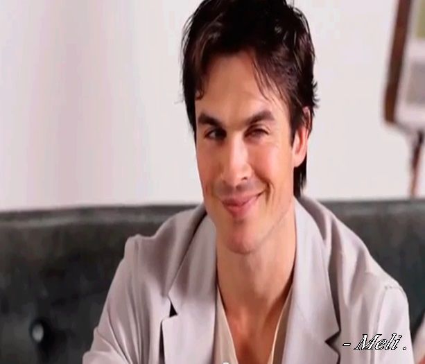 ♦  *ma dau jos de pe tine si ma asez langa deschizand bratele larg*dovedeste :3.♥#elena.CL; Daca te faci verde zici ca esti el direct,fara ajutor ;3 =)).Dar cartonul nu o satisface,asa e?:( #brother
