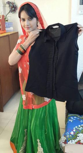 10584088_805769636111471_5983045645905185537_n - Rangrasiya 2