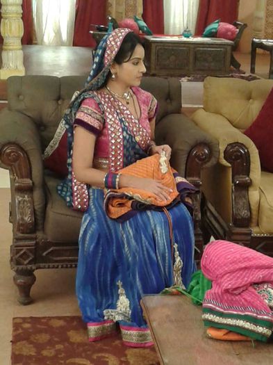 10592965_10202653278993437_994117639883030801_n - Rangrasiya 2