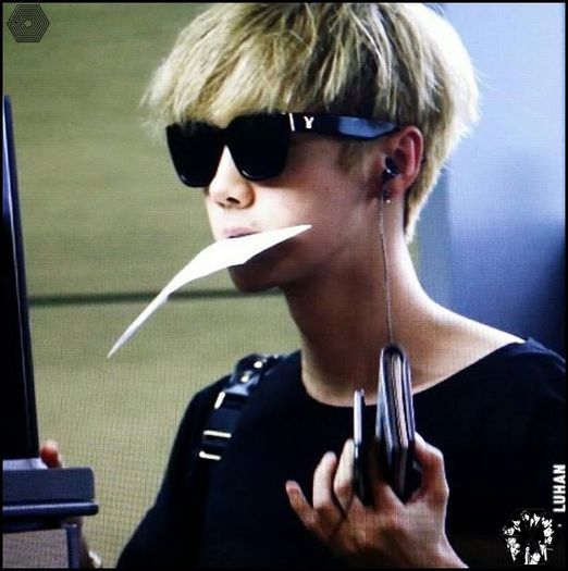 140809luhantianjintoincheonairport3574 - exo - 140809 Luhan - Tianjin to Incheon Airport