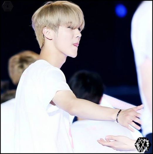 140815luhanSMTOWNLIVEWorldTourinSeoul6408