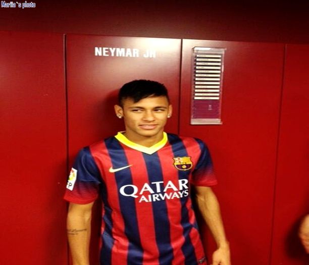 ɳҽყɱαɾ | CL oo, e bine..nu ma ingrijorez din faptul ca m-ai intrece la inaltime adica.; nu te-as vedea brusc cu 1.75m  :-? :))) gata incetez *se urca singur intr-o masinuta si merge pe acolo si se ciocneste cu cine apuca*
