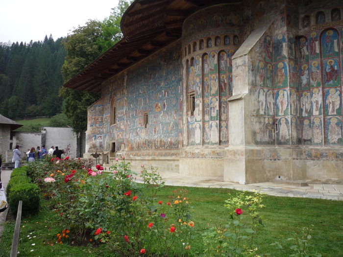 MANASTIREA VORONET-MONUMENT INSCRIS IN LISTA PATRIMONIULUI MONDIAL-1