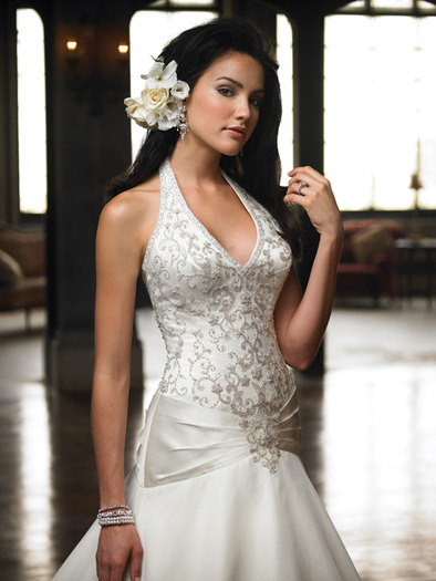 Good_Wedding_Dresses_2010_Style_1143_3 - rochii