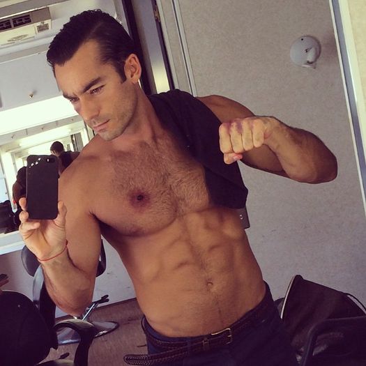  - Aaron Diaz