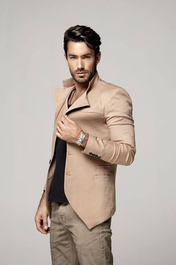  - Aaron Diaz