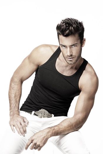  - Aaron Diaz