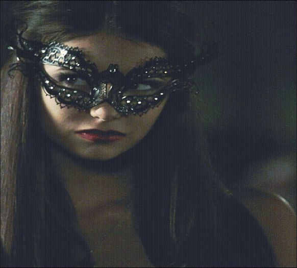 ;. -își pune o clamă de prins rufele la nas- Eu nu fac așa ceva ;s =)))))).