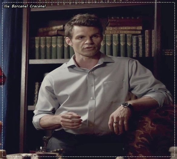 Acum ca mi-ati intoxicat borcanele, sa bem ceva *deschide geamurile larg si le pune sampanie-n pahar