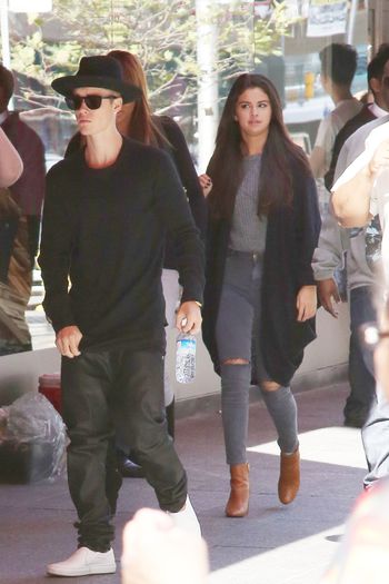 tumblr_nbk9ohPR581qa6i1co1_1280 - Justin Bieber and Selena Gomez