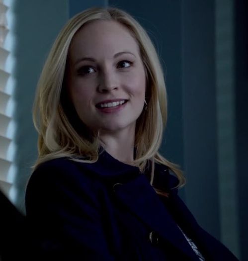 ᵔᴥᵔ -- Serios? ;O Repară acoperişul, repede. ! ;)))