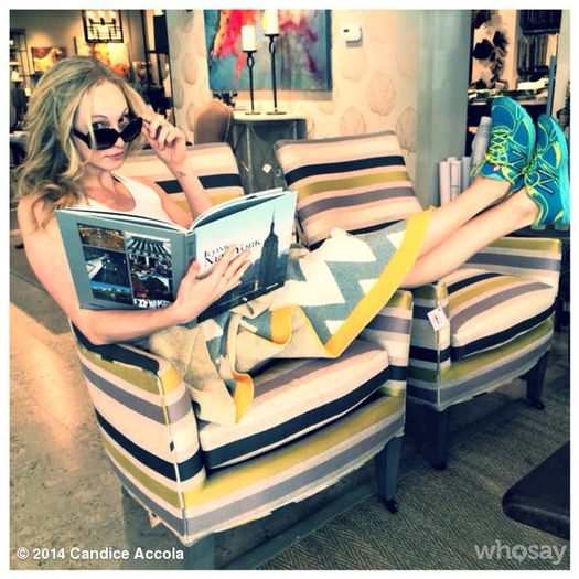 ᵔᴥᵔ -- *Râde* Oh ;))))) *Apoi o dă în plâns* De ce mă faci proastăă ? :-w